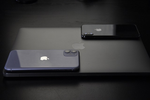 apple